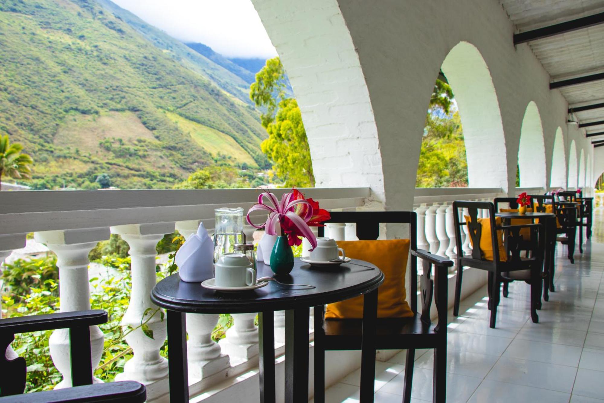 Hosteria La Eterna Primavera Huigra Extérieur photo