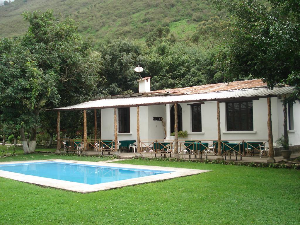 Hosteria La Eterna Primavera Huigra Extérieur photo