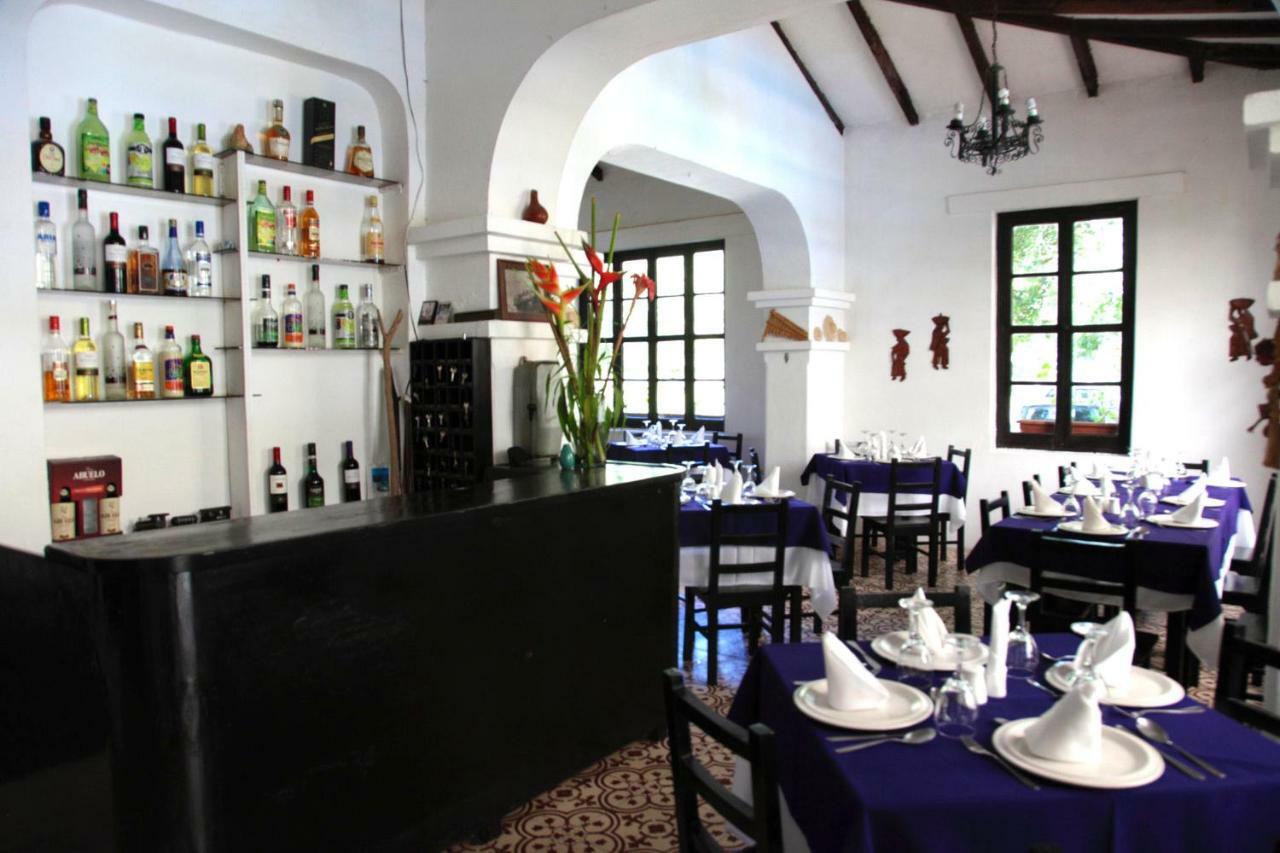 Hosteria La Eterna Primavera Huigra Extérieur photo